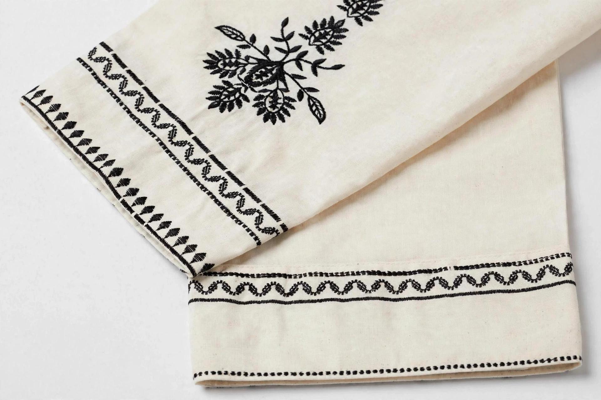 Women Ethnic Motifs Embroidered Regular Thread Work Pure Cotton Kurta with Trousers